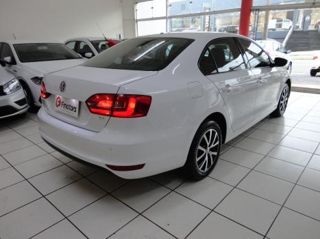 VOLKSWAGEN Jetta , Foto 4