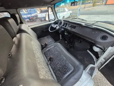 VOLKSWAGEN Kombi 1.4 FLEX STD LOTAO 12 LUGARES, Foto 8
