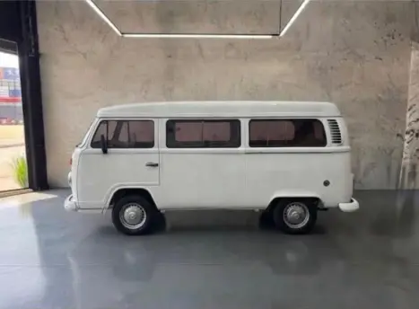 VOLKSWAGEN Kombi 1.4 FLEX STD LOTAÇÃO 12 LUGARES, Foto 4