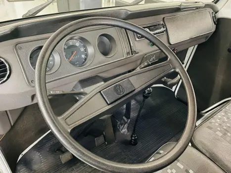 VOLKSWAGEN Kombi 1.6 STD 9 LUGARES, Foto 8 VOLKSWAGEN Kombi 1.6 STD 9 LUGARES, Foto 8