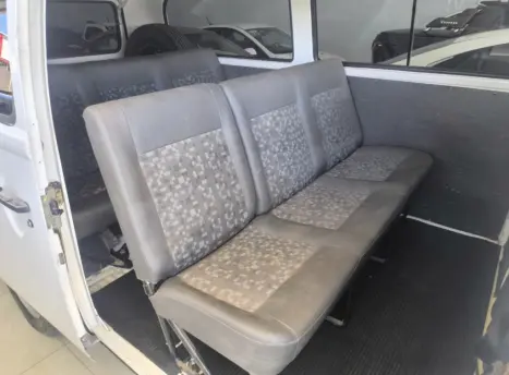 VOLKSWAGEN Kombi 1.6 STD 9 LUGARES, Foto 9