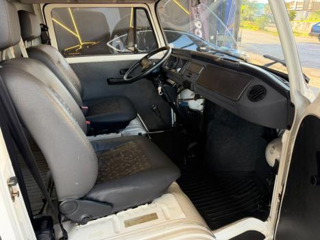 VOLKSWAGEN Kombi Furg�o 1.4 FLEX, Foto 4