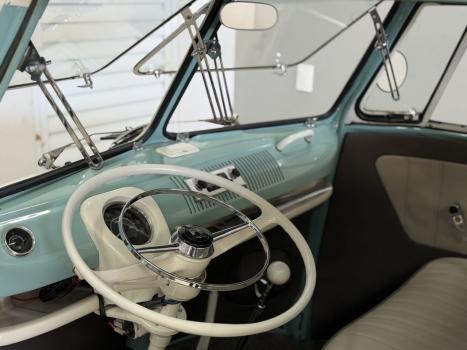 VOLKSWAGEN Kombi Furg�o 1.5, Foto 10