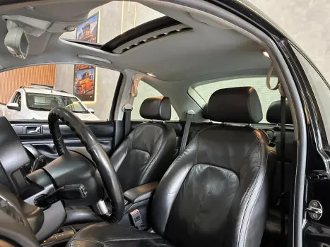 VOLKSWAGEN New Beetle 2.0 MI AUTOM�TICO, Foto 9