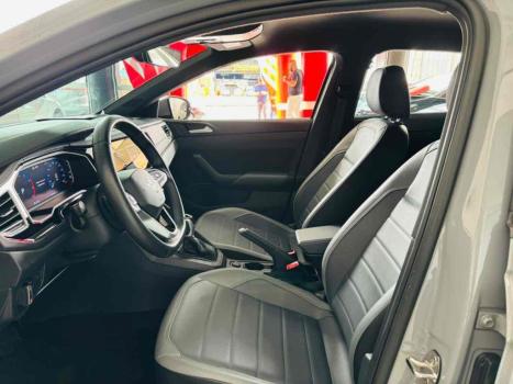 VOLKSWAGEN Nivus 1.0 4P FLEX 200 TSI HIGHLINE TURBO AUTOM�TICO, Foto 12