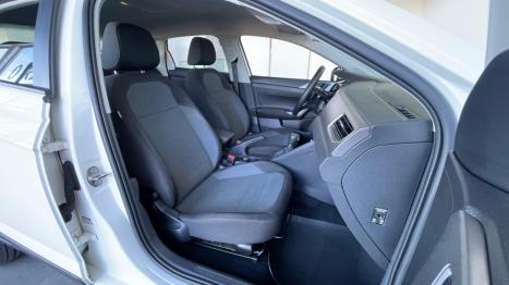 VOLKSWAGEN Nivus 1.0 4P FLEX 200 TSI COMFORTLINE TURBO AUTOMÁTICO, Foto 6 VOLKSWAGEN Nivus 1.0 4P FLEX 200 TSI COMFORTLINE TURBO AUTOMÁTICO, Foto 6