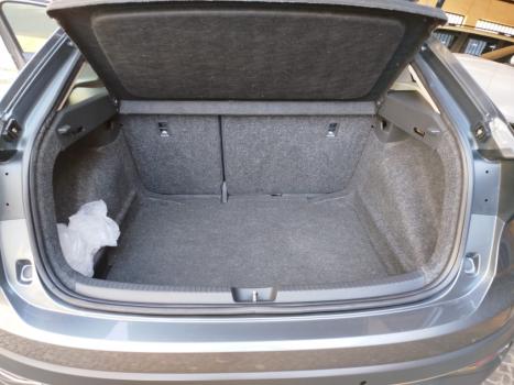 VOLKSWAGEN Nivus 1.0 4P FLEX 200 TSI COMFORTLINE TURBO AUTOMTICO, Foto 6