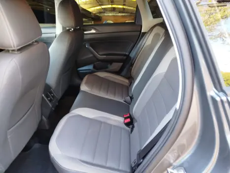 VOLKSWAGEN Nivus 1.0 4P FLEX 200 TSI COMFORTLINE TURBO AUTOMTICO, Foto 12