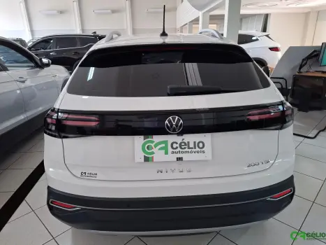 VOLKSWAGEN Nivus 1.0 4P FLEX 200 TSI HIGHLINE TURBO AUTOMTICO, Foto 11