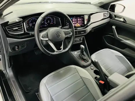 VOLKSWAGEN Nivus 1.0 4P FLEX 200 TSI HIGHLINE TURBO AUTOMÁTICO, Foto 3 VOLKSWAGEN Nivus 1.0 4P FLEX 200 TSI HIGHLINE TURBO AUTOMÁTICO, Foto 3