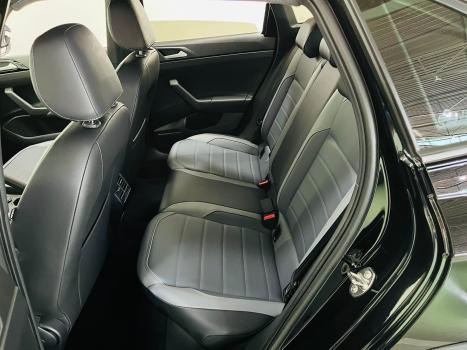 VOLKSWAGEN Nivus 1.0 4P FLEX 200 TSI HIGHLINE TURBO AUTOMÁTICO, Foto 9 VOLKSWAGEN Nivus 1.0 4P FLEX 200 TSI HIGHLINE TURBO AUTOMÁTICO, Foto 9