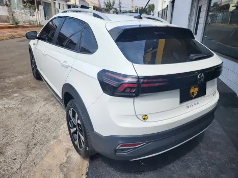 VOLKSWAGEN Nivus 1.0 4P FLEX 200 TSI HIGHLINE TURBO AUTOMTICO, Foto 4