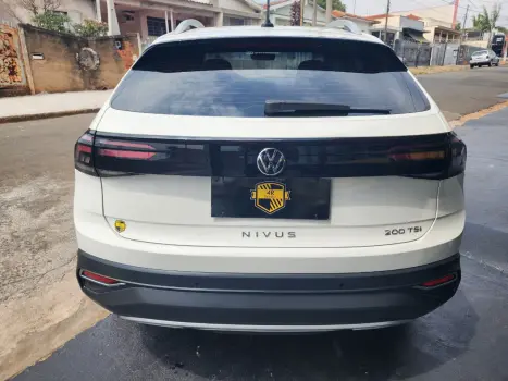 VOLKSWAGEN Nivus 1.0 4P FLEX 200 TSI HIGHLINE TURBO AUTOMTICO, Foto 5