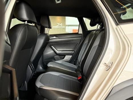 VOLKSWAGEN Nivus 1.0 4P FLEX 200 TSI HIGHLINE TURBO AUTOMTICO, Foto 18