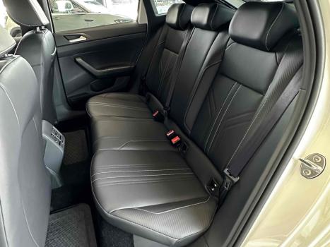 VOLKSWAGEN Nivus 1.0 4P FLEX 200 TSI HIGHLINE TURBO AUTOMTICO, Foto 10