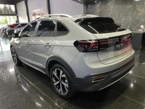 VOLKSWAGEN Nivus 1.0 4P FLEX 200 TSI HIGHLINE TURBO AUTOMÁTICO, Foto 4 VOLKSWAGEN Nivus 1.0 4P FLEX 200 TSI HIGHLINE TURBO AUTOMÁTICO, Foto 4