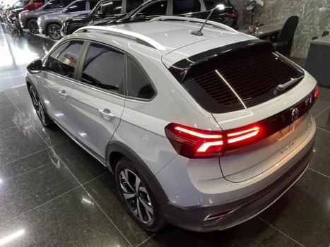 VOLKSWAGEN Nivus 1.0 4P FLEX 200 TSI HIGHLINE TURBO AUTOMÁTICO, Foto 7 VOLKSWAGEN Nivus 1.0 4P FLEX 200 TSI HIGHLINE TURBO AUTOMÁTICO, Foto 7