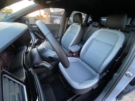 VOLKSWAGEN Nivus 1.0 4P FLEX 200 TSI HIGHLINE TURBO AUTOMÁTICO, Foto 15 VOLKSWAGEN Nivus 1.0 4P FLEX 200 TSI HIGHLINE TURBO AUTOMÁTICO, Foto 15