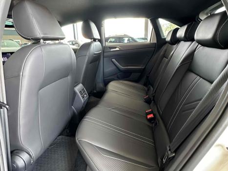 VOLKSWAGEN Nivus 1.0 4P FLEX 200 TSI HIGHLINE TURBO AUTOMTICO, Foto 11
