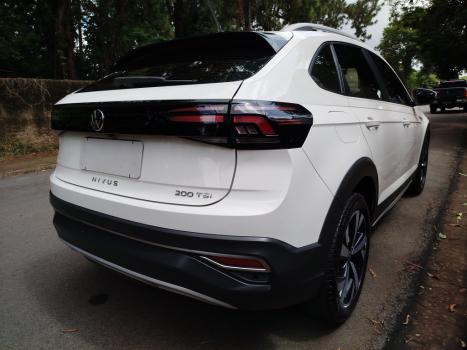 VOLKSWAGEN Nivus 1.0 4P FLEX 200 TSI HIGHLINE TURBO AUTOMTICO, Foto 4