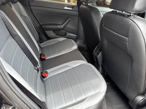 VOLKSWAGEN Nivus 1.0 4P FLEX 200 TSI HIGHLINE TURBO AUTOMÁTICO, Foto 7 VOLKSWAGEN Nivus 1.0 4P FLEX 200 TSI HIGHLINE TURBO AUTOMÁTICO, Foto 7