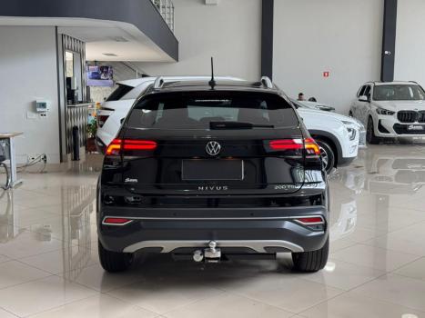 VOLKSWAGEN Nivus 1.0 4P FLEX 200 TSI HIGHLINE TURBO AUTOMÁTICO, Foto 4 VOLKSWAGEN Nivus 1.0 4P FLEX 200 TSI HIGHLINE TURBO AUTOMÁTICO, Foto 4