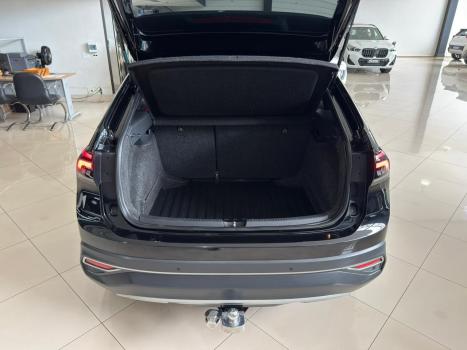 VOLKSWAGEN Nivus 1.0 4P FLEX 200 TSI HIGHLINE TURBO AUTOMÁTICO, Foto 16 VOLKSWAGEN Nivus 1.0 4P FLEX 200 TSI HIGHLINE TURBO AUTOMÁTICO, Foto 16