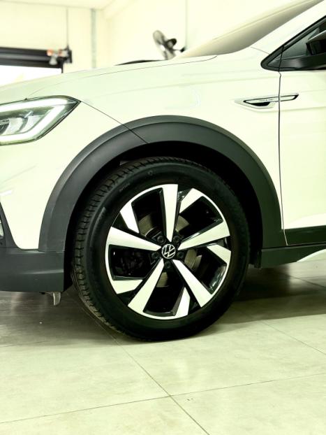 VOLKSWAGEN Nivus 1.0 4P FLEX 200 TSI HIGHLINE TURBO AUTOMÁTICO, Foto 7 VOLKSWAGEN Nivus 1.0 4P FLEX 200 TSI HIGHLINE TURBO AUTOMÁTICO, Foto 7