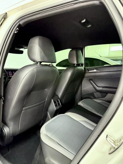 VOLKSWAGEN Nivus 1.0 4P FLEX 200 TSI HIGHLINE TURBO AUTOMÁTICO, Foto 19 VOLKSWAGEN Nivus 1.0 4P FLEX 200 TSI HIGHLINE TURBO AUTOMÁTICO, Foto 19