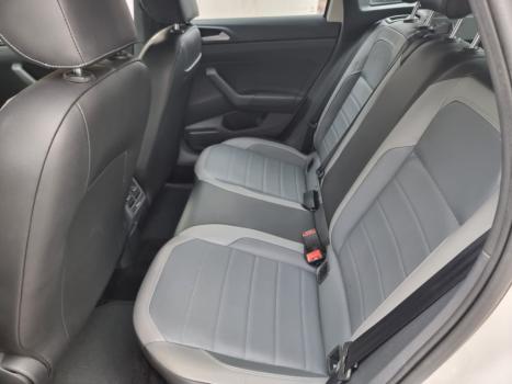 VOLKSWAGEN Nivus 1.0 4P FLEX 200 TSI HIGHLINE TURBO AUTOMTICO, Foto 9