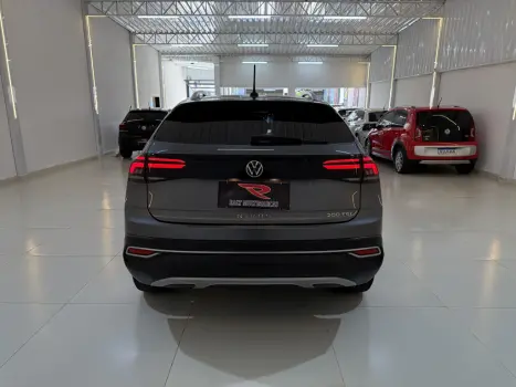 VOLKSWAGEN Nivus 1.0 4P FLEX 200 TSI HIGHLINE TURBO AUTOMTICO, Foto 7