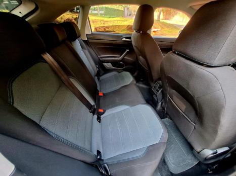 VOLKSWAGEN Nivus 1.0 4P FLEX 200 TSI COMFORTLINE TURBO AUTOMTICO, Foto 17