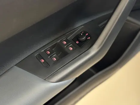 VOLKSWAGEN Nivus 1.0 4P FLEX 200 TSI HIGHLINE TURBO AUTOMTICO, Foto 10