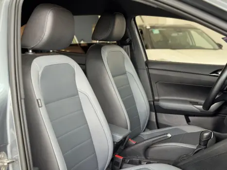 VOLKSWAGEN Nivus 1.0 4P FLEX 200 TSI HIGHLINE TURBO AUTOMTICO, Foto 16