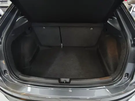 VOLKSWAGEN Nivus 1.0 4P FLEX 200 TSI HIGHLINE TURBO AUTOMTICO, Foto 18