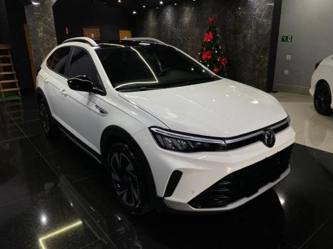 VOLKSWAGEN Nivus 1.0 4P FLEX 200 TSI HIGHLINE TURBO AUTOMTICO, Foto 3