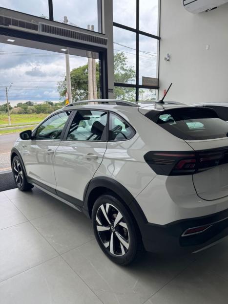 VOLKSWAGEN Nivus 1.0 4P FLEX 200 TSI HIGHLINE TURBO AUTOMTICO, Foto 6