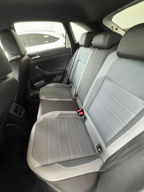 VOLKSWAGEN Nivus 1.0 4P FLEX 200 TSI HIGHLINE TURBO AUTOMTICO, Foto 11