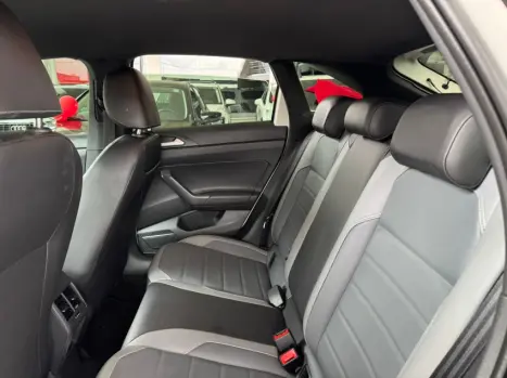 VOLKSWAGEN Nivus 1.0 4P FLEX 200 TSI HIGHLINE TURBO AUTOMTICO, Foto 10