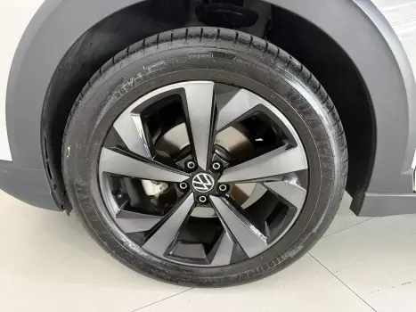 VOLKSWAGEN Nivus 1.0 4P FLEX 200 TSI HIGHLINE TURBO AUTOMTICO, Foto 14