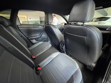 VOLKSWAGEN Nivus 1.0 4P FLEX 200 TSI HIGHLINE TURBO AUTOMTICO, Foto 10