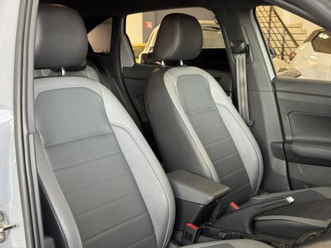 VOLKSWAGEN Nivus 1.0 4P FLEX 200 TSI HIGHLINE TURBO AUTOMTICO, Foto 8