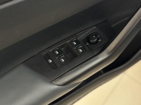 VOLKSWAGEN Nivus 1.0 4P FLEX 200 TSI HIGHLINE TURBO AUTOMTICO, Foto 13