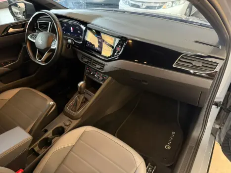 VOLKSWAGEN Nivus 1.0 4P FLEX 200 TSI HIGHLINE TURBO AUTOMTICO, Foto 17