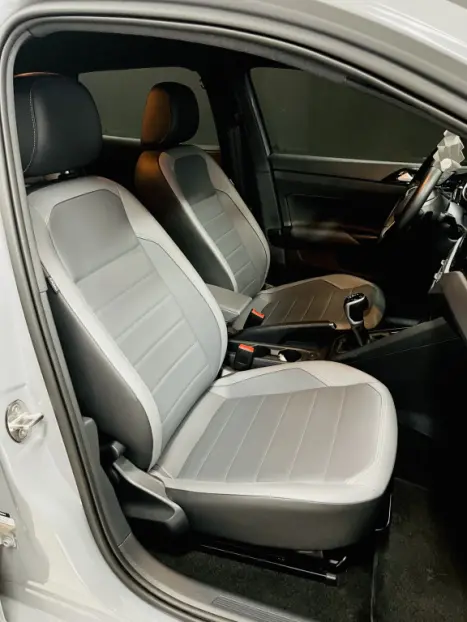 VOLKSWAGEN Nivus 1.0 4P FLEX 200 TSI HIGHLINE TURBO AUTOMTICO, Foto 18