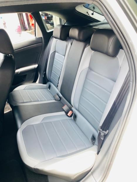 VOLKSWAGEN Nivus 1.0 4P FLEX 200 TSI HIGHLINE TURBO AUTOMTICO, Foto 16