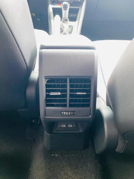 VOLKSWAGEN Nivus 1.0 4P FLEX 200 TSI HIGHLINE TURBO AUTOM�TICO, Foto 20