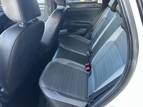 VOLKSWAGEN Nivus 1.0 4P FLEX 200 TSI HIGHLINE TURBO AUTOM�TICO, Foto 12