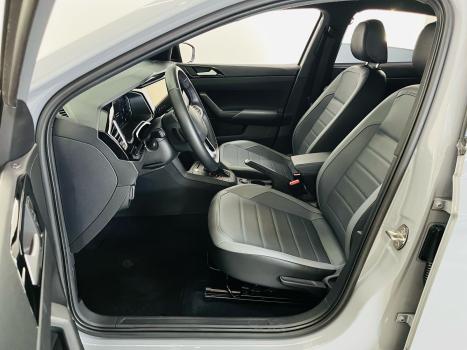 VOLKSWAGEN Nivus 1.0 4P FLEX 200 TSI HIGHLINE TURBO AUTOMTICO, Foto 6