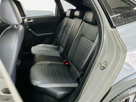 VOLKSWAGEN Nivus 1.0 4P FLEX 200 TSI HIGHLINE TURBO AUTOMTICO, Foto 8